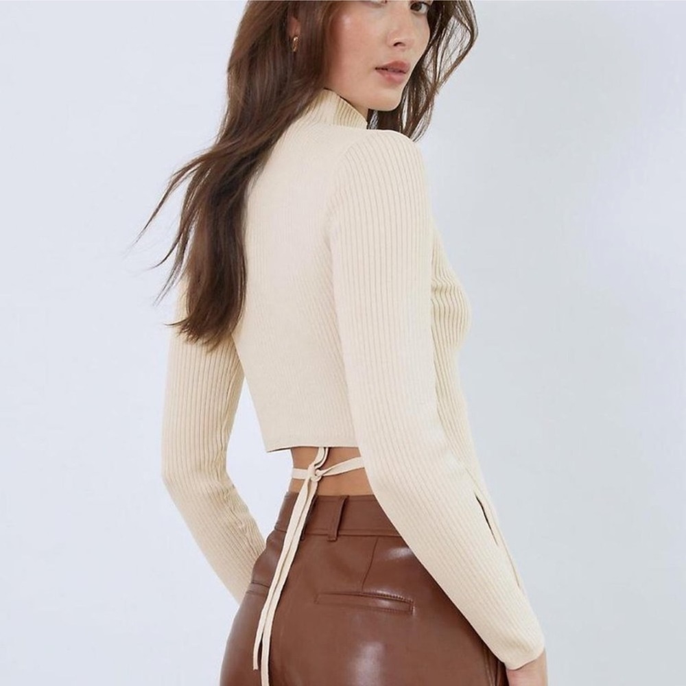 Aritzia sculpt knit long sleeve